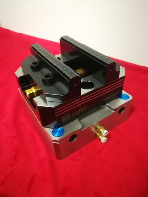 De flexibele Pneumatische Zelf Centreerbankschroef van de Luchtbankschroef voor CNC Workholding