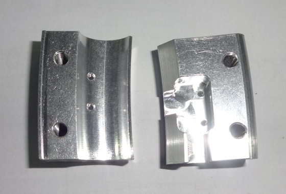 Geanodiseerd roestvrij staal CNC machinaal bewerkte onderdelen ontbramen Aangepaste 15 ISO