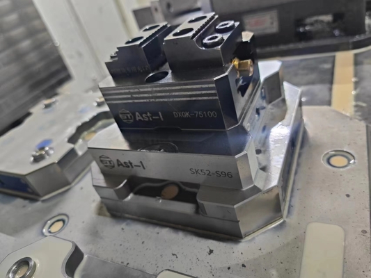Dxq-75100 Zelf Centreerbankschroef60nm Snelle Uitwisseling met Aangepaste Kaken