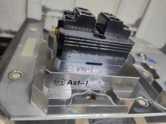 Dxq-75100 Zelf Centreerbankschroef60nm Snelle Uitwisseling met Aangepaste Kaken