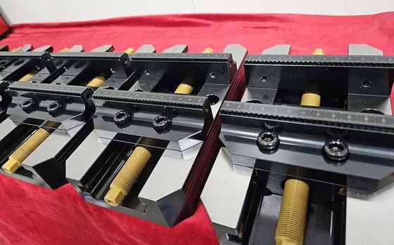 met een breedte van niet meer dan 50 mm